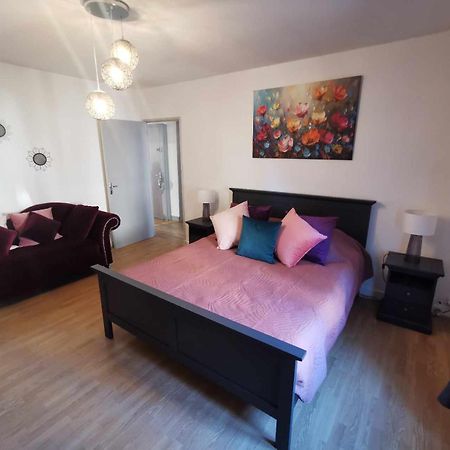 Bel Appartement De 1 A 7 Personnes Ambert Eksteriør billede