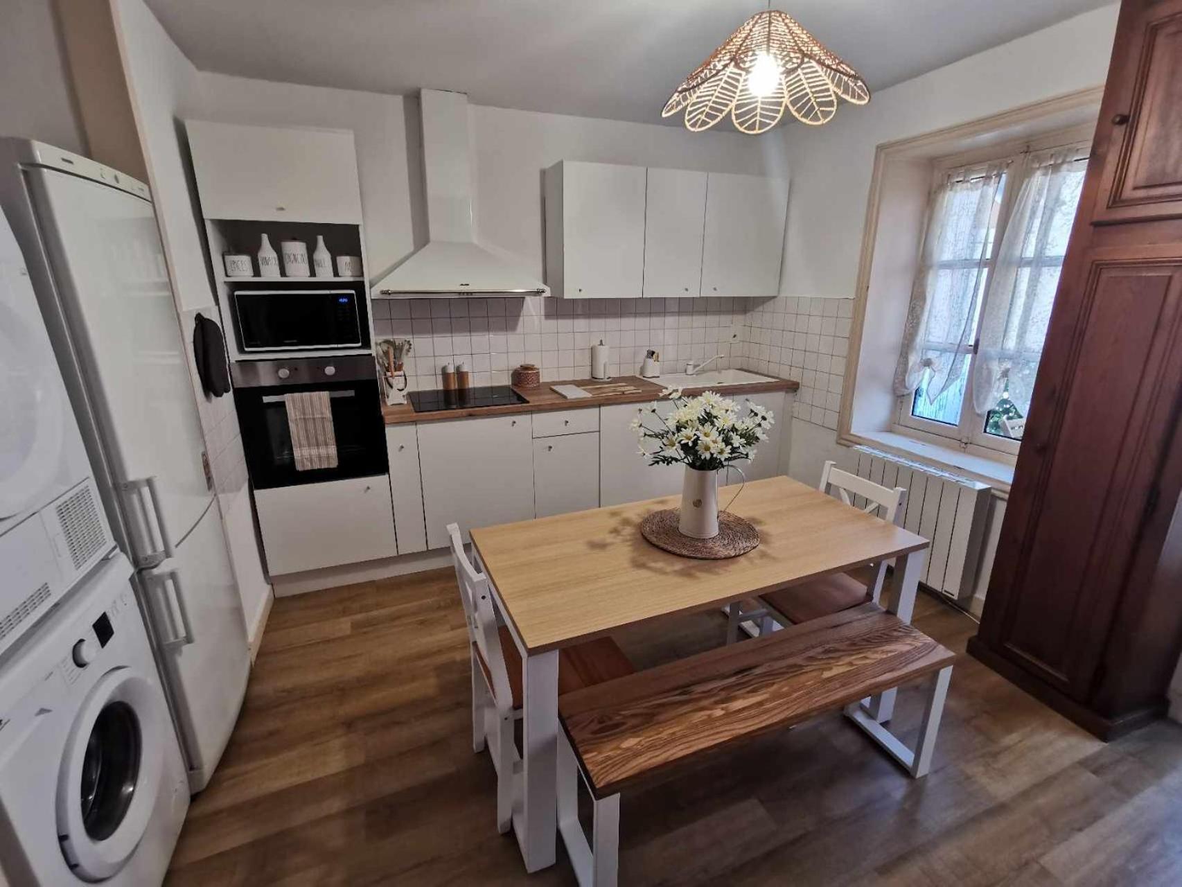 Bel Appartement De 1 A 7 Personnes Ambert Eksteriør billede