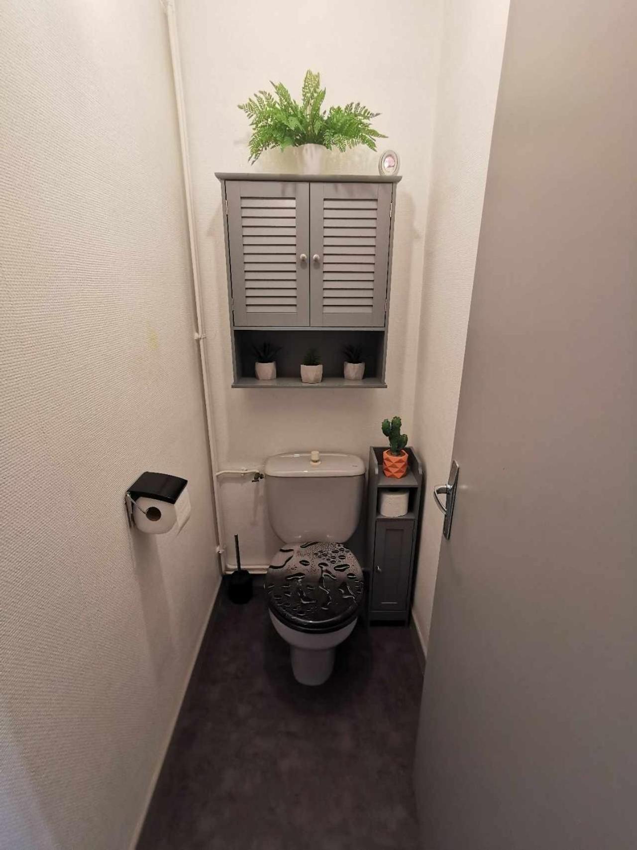 Bel Appartement De 1 A 7 Personnes Ambert Eksteriør billede